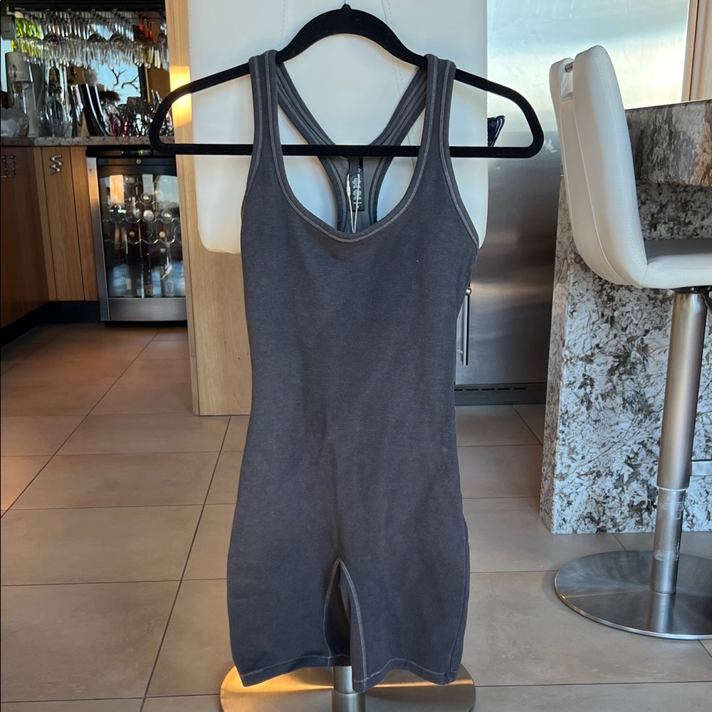 NWT SKIMS OUTDOOR MID THIGH RACERBACK BODYSUIT | SOOT - Picture 1 of 12